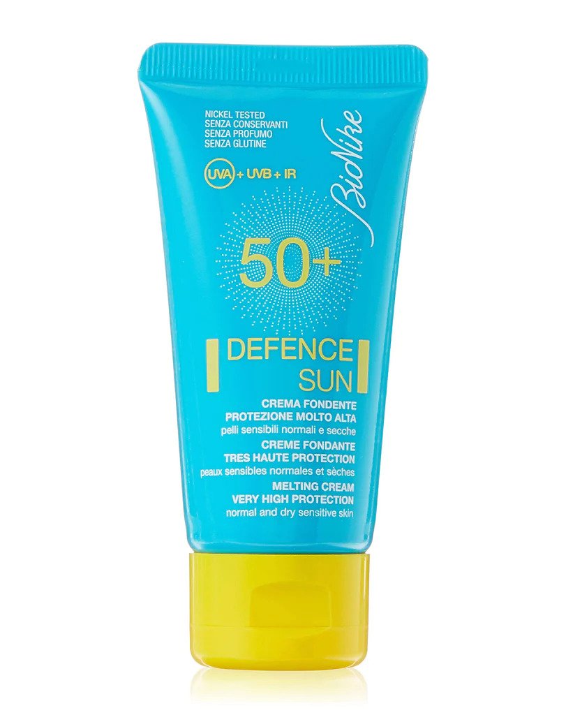 BioNike Defence Sun 50+ mattifying face cream very high protection tube 50ml